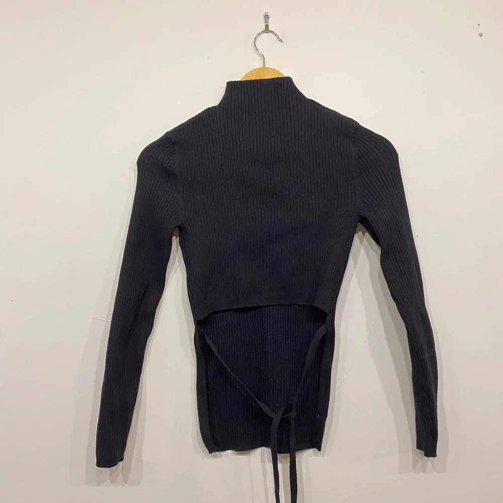 Aritzia Babaton Sculpt Knit Tie-Back Top Black Ribbed Mock Neck Open Back XS